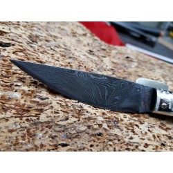 Coltello tipo pattadese con manicatura in corno bufalo nero
