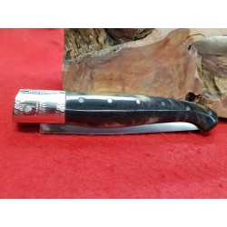 Coltello tipo dorgalese con manicatura animata in zoccolo di cavallo
