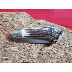 coltello con manicatura in cervo sardo