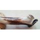 Coltello con manicatura in cervo sardo raffigurante maschera sarda