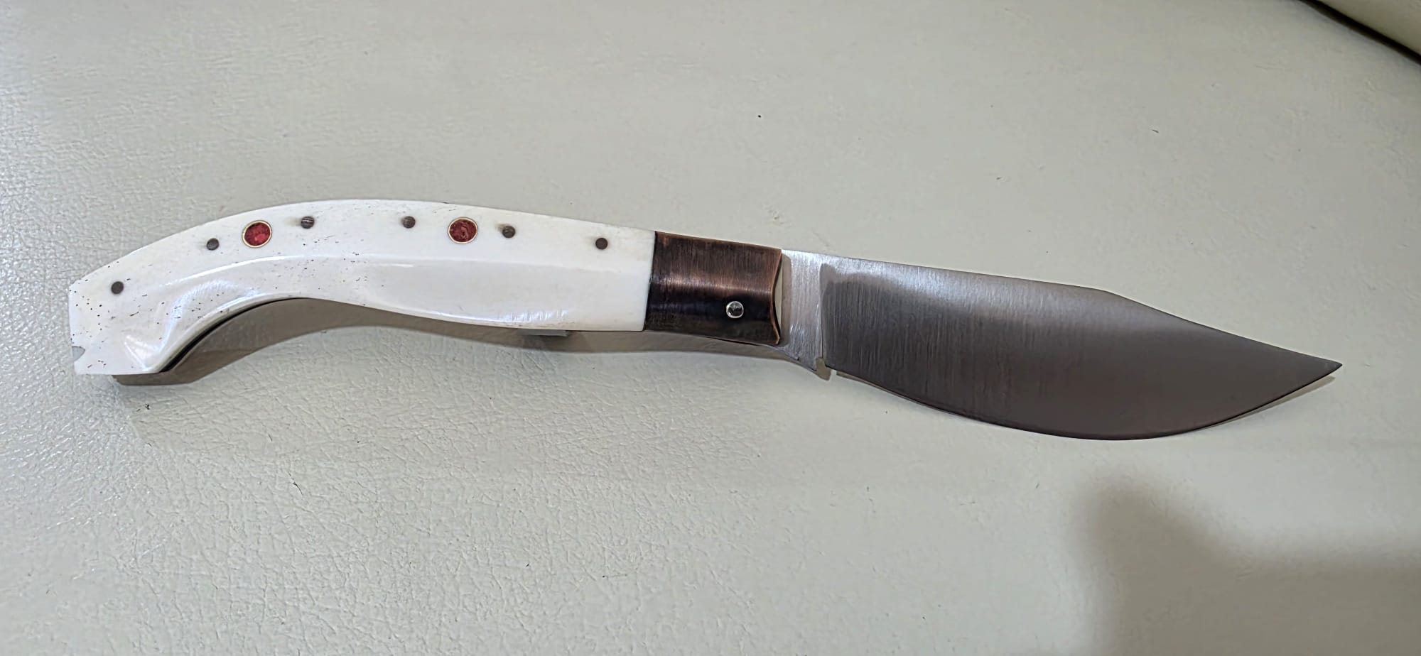 Arrasoja da Scuoio – Tibia di Cammello – Coltello Sardo