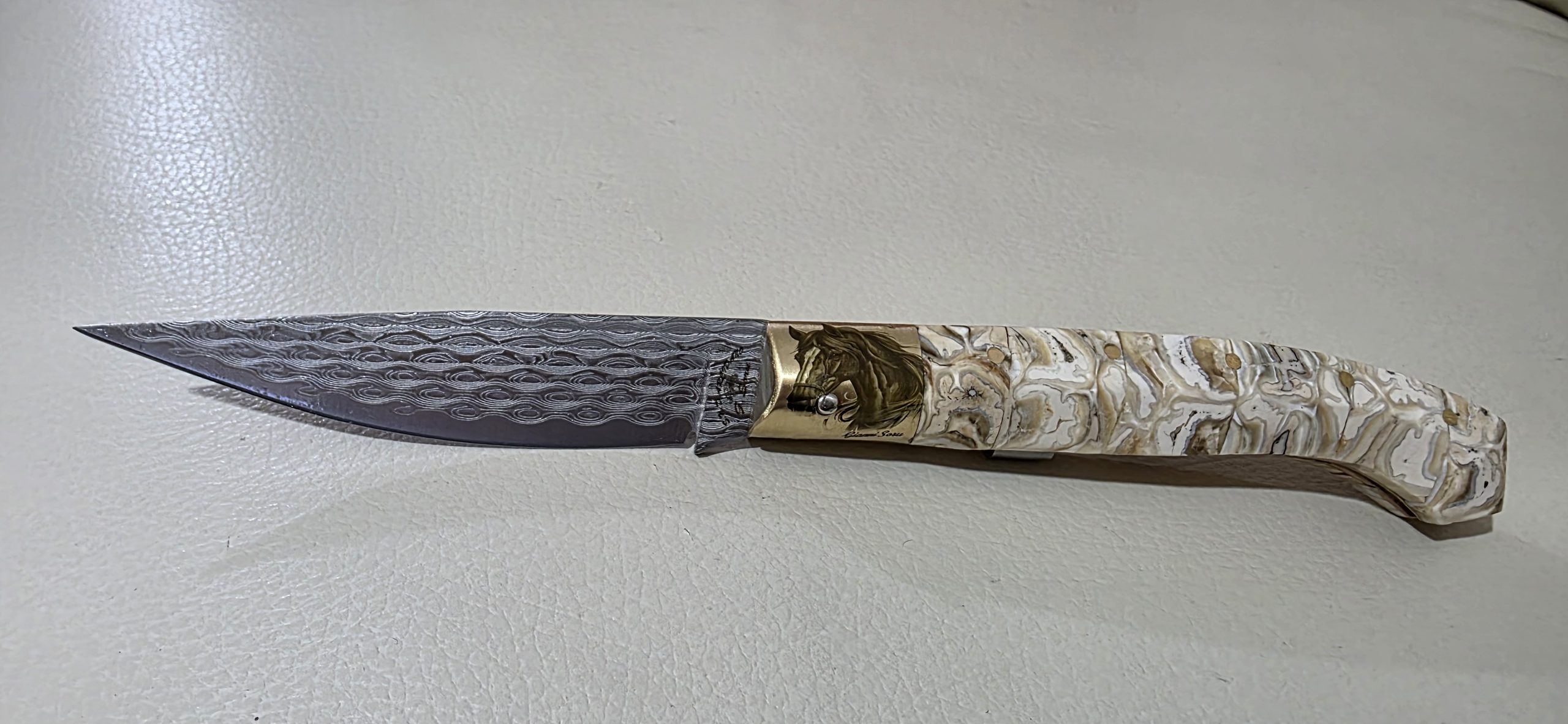 Arrasoja stile Dorgalese – Mosaico Molari di Cavallo – Coltello Sardo