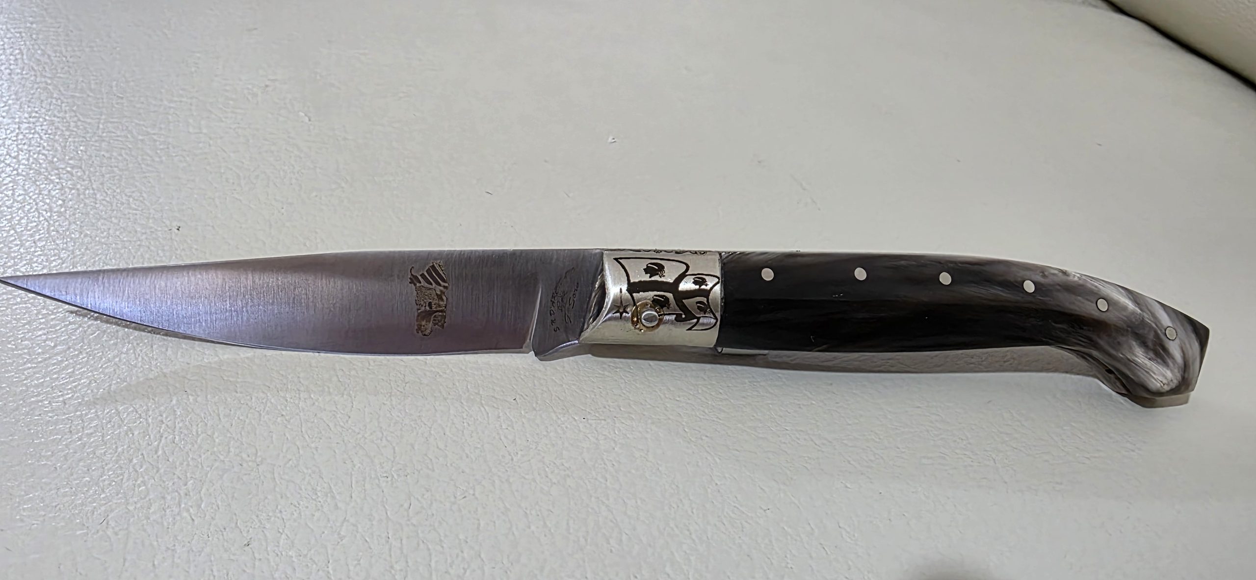 Arrasoja stile Dorgalese – Bufalo d’Acqua – Coltello Sardo