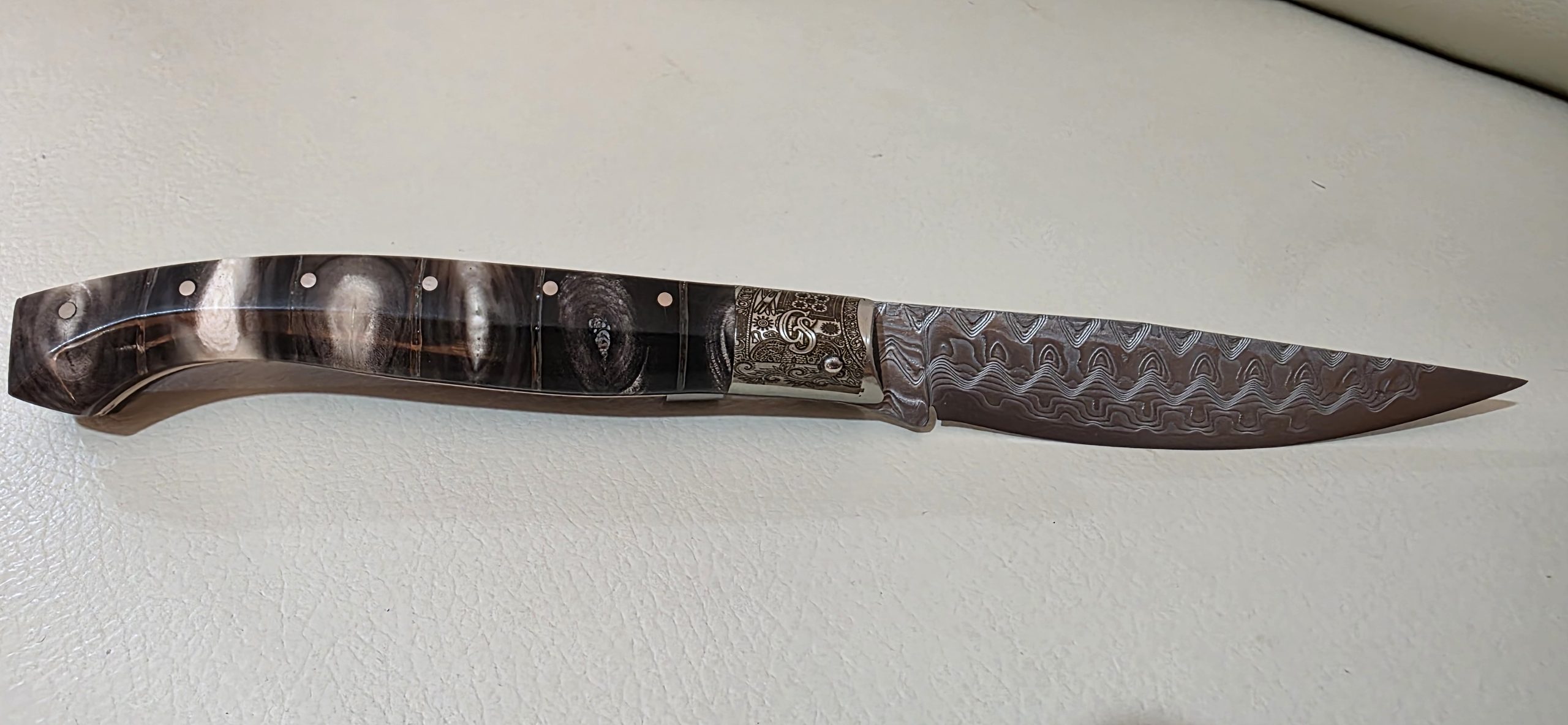 Arrasoja Stile Dorgalese – Mosaico punte di Bufalo – Coltello Sardo
